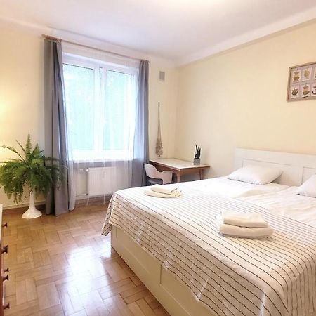 Happy Life - Apartment Next To Metro Station Warszawa Eksteriør bilde